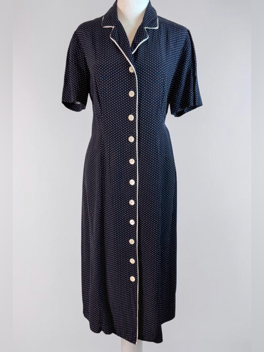 Vintage 1950’s Navy Polka Dot Button-Front Shirtwaist Midi Length Dress Medium